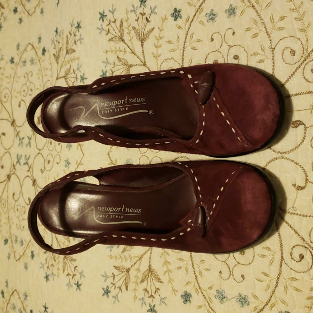 Mauve Suede Pumps